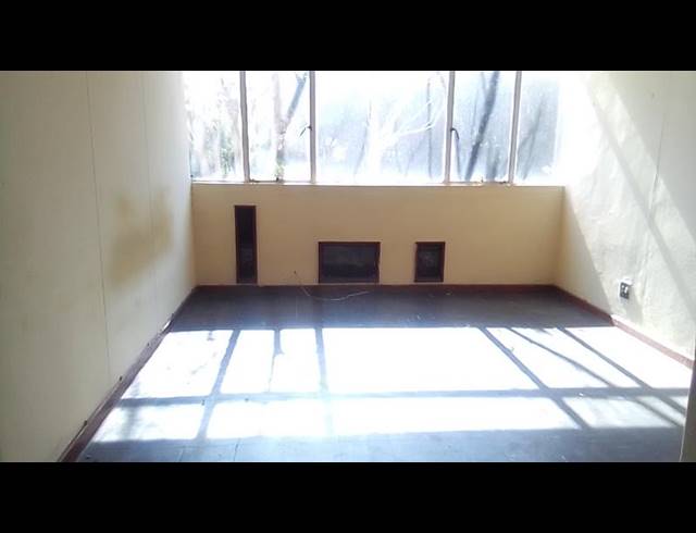 1 BEDROOM APARTMENT FOR SALE IN SUNNYSIDE